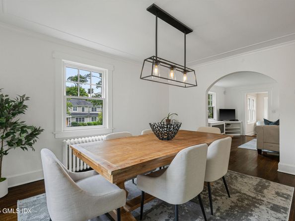 68 Valleywood Road, Cos Cob CT 06807