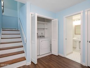 45 Ettl Lane 301, Greenwich CT 06831
