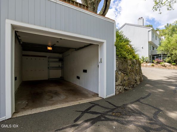 45 Ettl Lane 301, Greenwich CT 06831