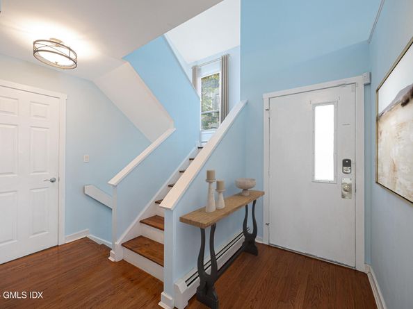 45 Ettl Lane 301, Greenwich CT 06831