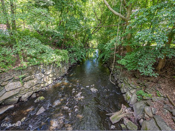 45 Ettl Lane 301, Greenwich CT 06831
