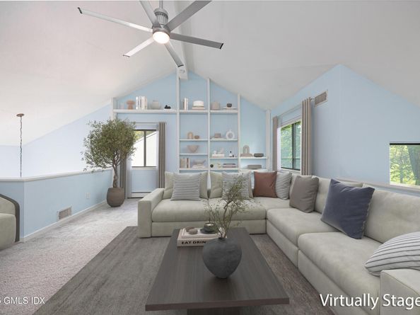 45 Ettl Lane 301, Greenwich CT 06831