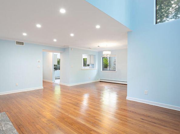 45 Ettl Lane 301, Greenwich CT 06831