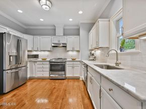 8 View Street 10, Greenwich CT 06830