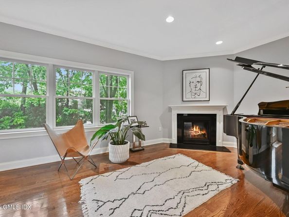 8 View Street 10, Greenwich CT 06830