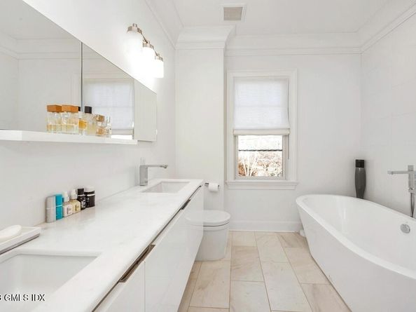 1 Home Place A, Greenwich CT 06830