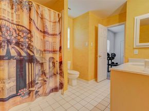 2106 Shade Crest Drive, Richmond TX 77406