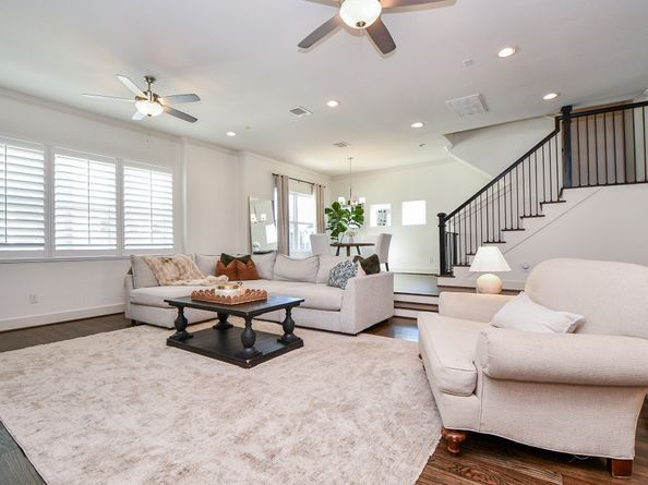 1333 W 22nd Street G, Houston TX 77008
