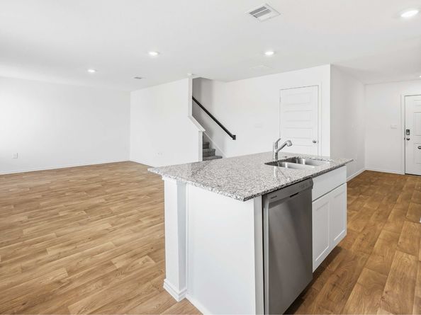 4806 Tili And Gili Street, Houston TX 77048
