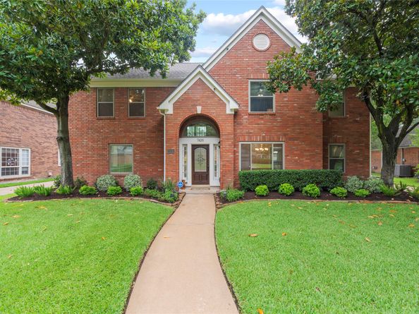 7426 Foxton Place Court, Houston TX 77095