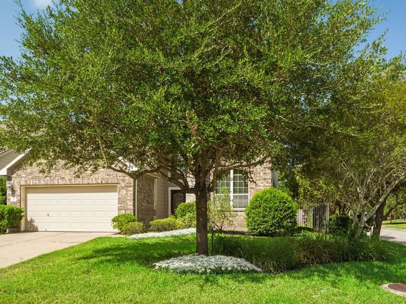 23 Bay Mills Place, Tomball TX 77389