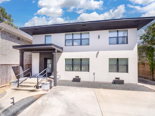 1305 Blodgett Street, Houston TX 77004