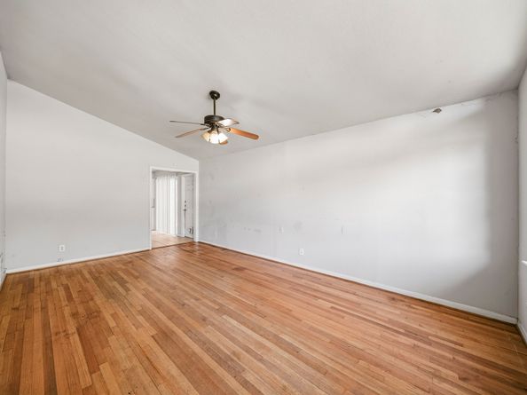7043 Hendon Lane, Houston TX 77074