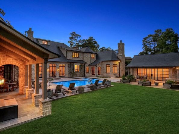 852 Country Lane, Houston TX 77024