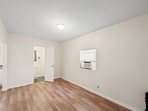 5907 Wedgefield Street, Houston TX 77028