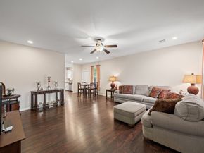 5907 Wedgefield Street, Houston TX 77028