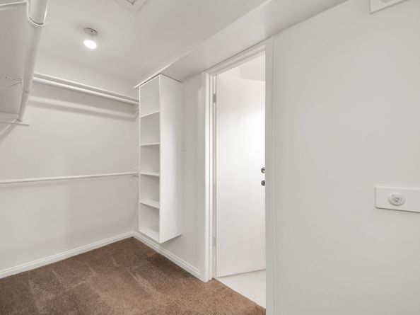 14211 Hillvale Drive, Houston TX 77077