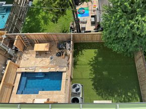 4309 Floyd Street B, Houston TX 77007