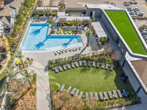 1711 Allen Parkway 2402, Houston TX 77019