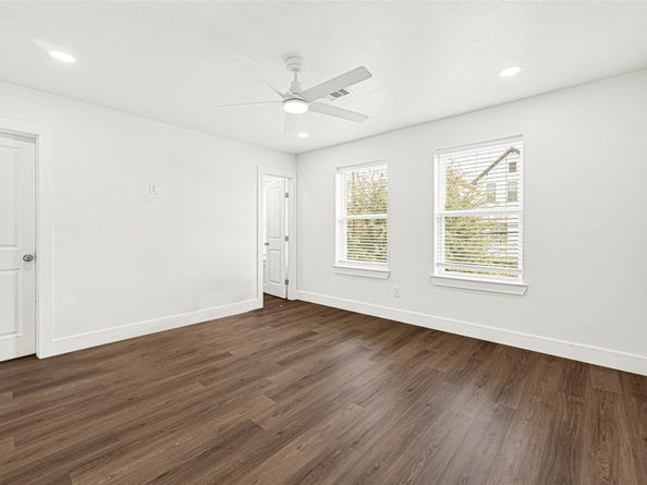 1107 Brooks Street, Houston TX 77009