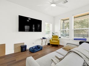 1107 Brooks Street, Houston TX 77009