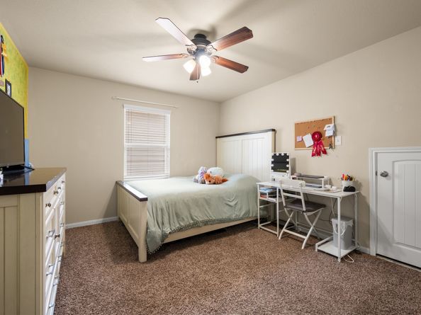 1726 Park Oak Drive, Conroe TX 77304