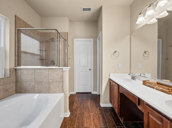 1726 Park Oak Drive, Conroe TX 77304