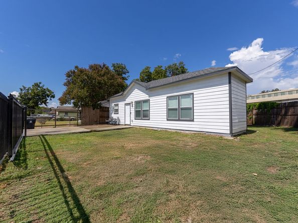 2719 Milwaukee Street, Houston TX 77026