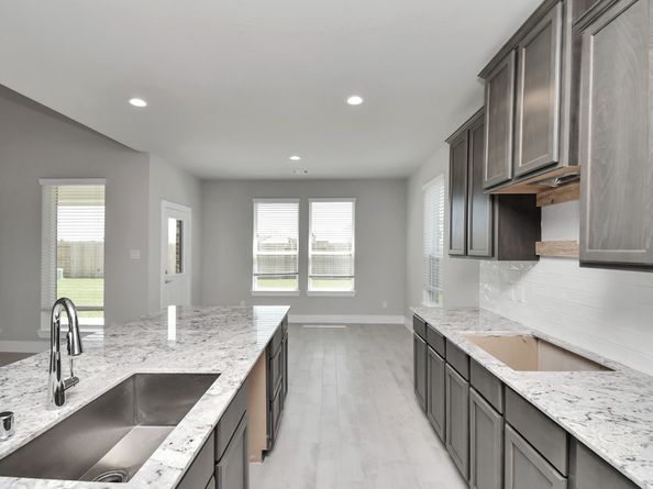 3022 Knotty Forest Drive, Spring TX 77373