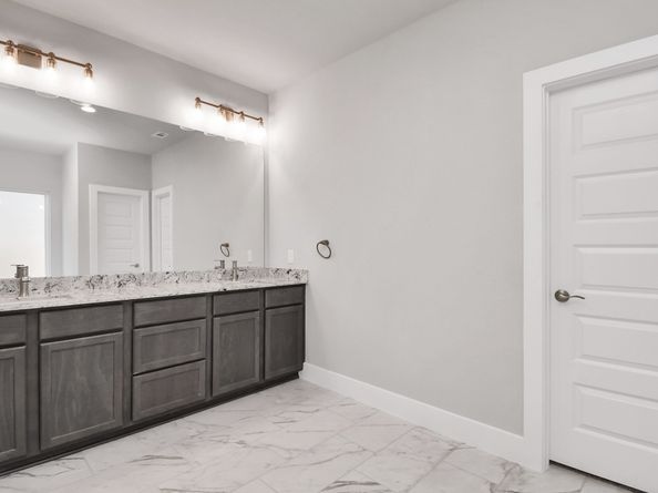 3022 Knotty Forest Drive, Spring TX 77373