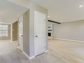 4819 Brooklawn Drive, Houston TX 77066