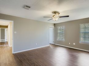 4819 Brooklawn Drive, Houston TX 77066