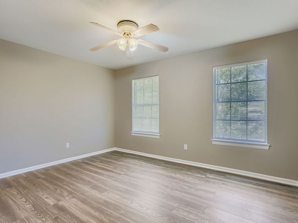 4819 Brooklawn Drive, Houston TX 77066