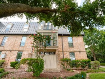 2400 N Braeswood Boulevard