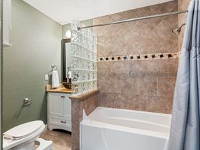 4602 Randwick Drive, Houston TX 77092