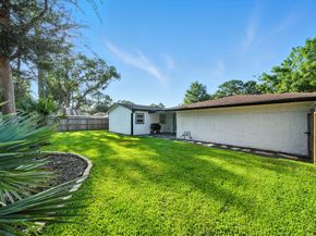 5438 Grape Street, Houston TX 77096