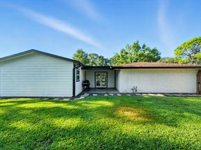 5438 Grape Street, Houston TX 77096