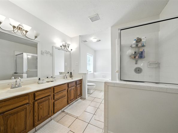 211 Aberdeen Street, Stafford TX 77477