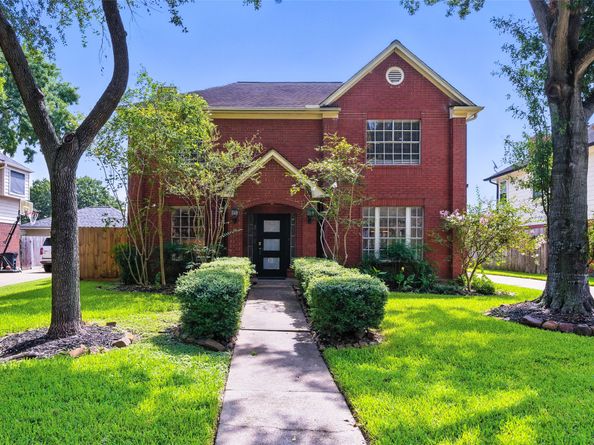 211 Aberdeen Street, Stafford TX 77477