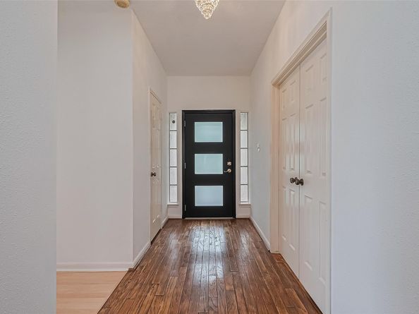211 Aberdeen Street, Stafford TX 77477
