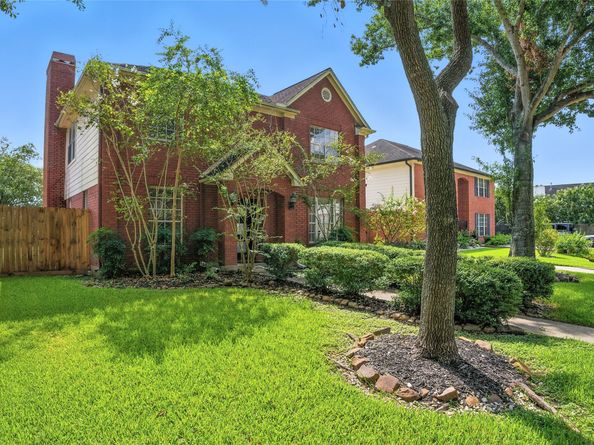 211 Aberdeen Street, Stafford TX 77477