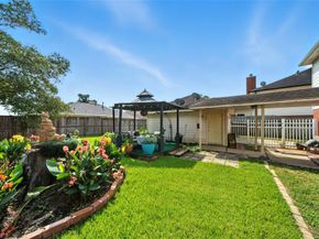 211 Aberdeen Street, Stafford TX 77477