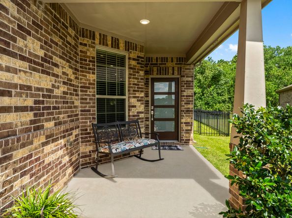 265 Flaxen Chestnut, The Woodlands TX 77382