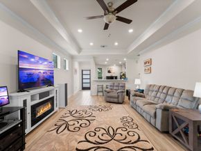 265 Flaxen Chestnut, The Woodlands TX 77382