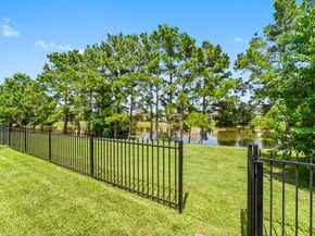 265 Flaxen Chestnut, The Woodlands TX 77382