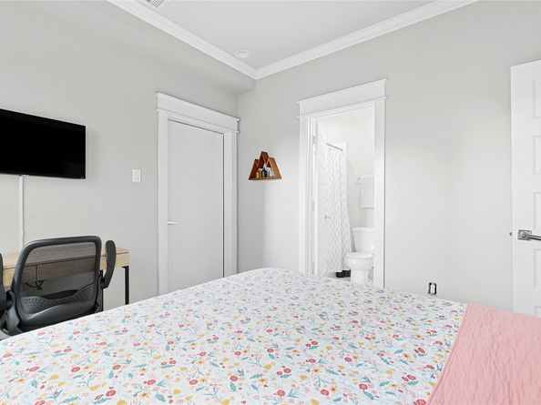 2116 Naomi Street D, Houston TX 77054