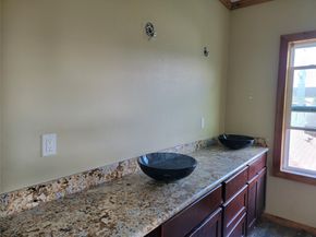8136 N Main Street, Houston TX 77022