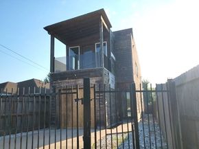 8136 N Main Street, Houston TX 77022