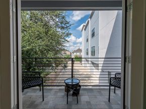 5241 Darling Street, Houston TX 77007