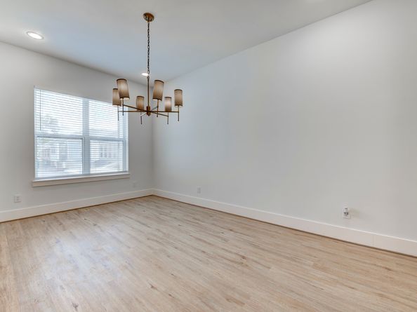 5241 Darling Street, Houston TX 77007